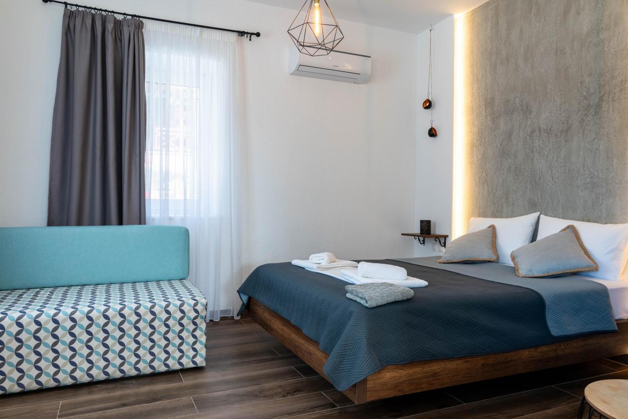 Aigli Luxury Studios Nea Roda Extérieur photo