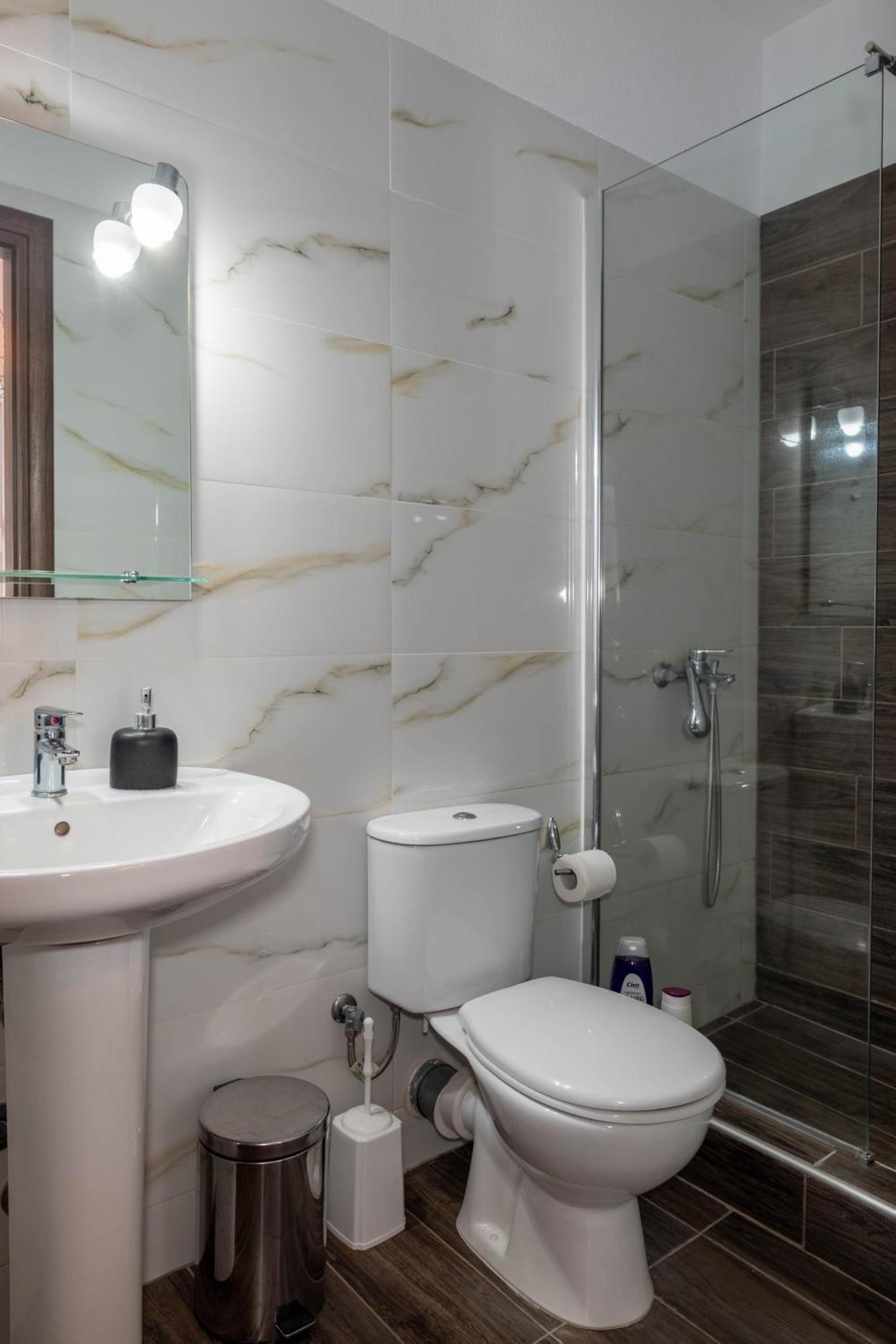 Aigli Luxury Studios Nea Roda Extérieur photo