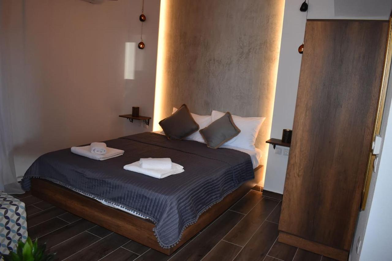 Aigli Luxury Studios Nea Roda Extérieur photo