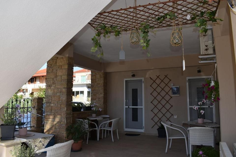 Aigli Luxury Studios Nea Roda Extérieur photo